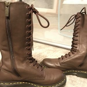 Dark brown  Dr.Martens 7 1/2